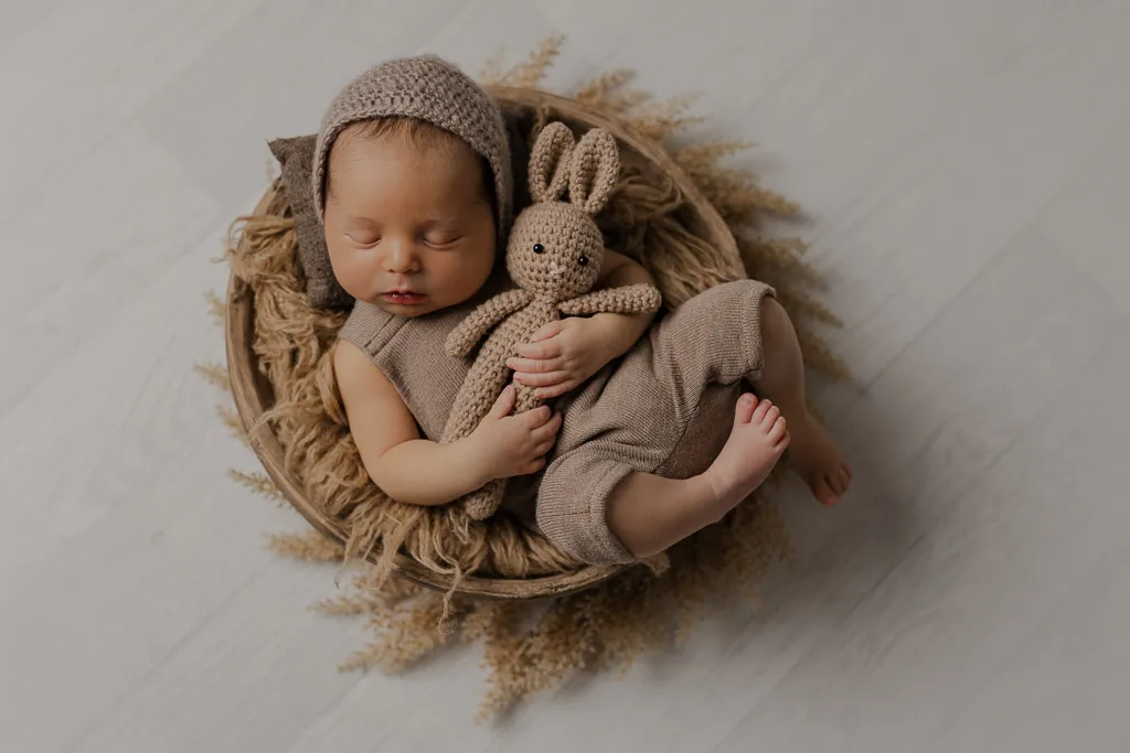 Fotos de Estudio de Bebes Recien Nacidos